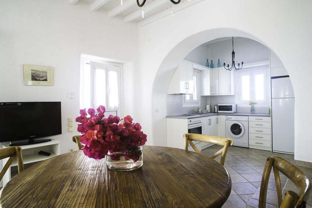 Aeri Villas & Apartments 투를로스 외부 사진